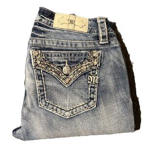 Miss Me Signature Crop, Size W29/L24